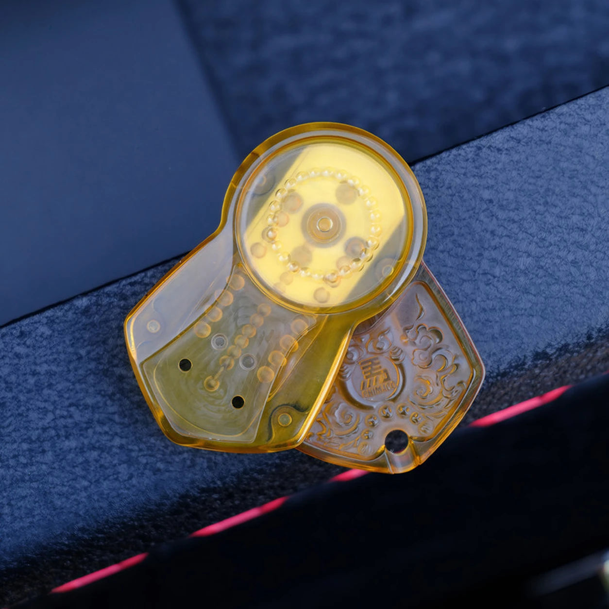 Zaki Lhamo PEI Fidget Slider – Rotating Modular EDC Toy – PEI Inlay variant