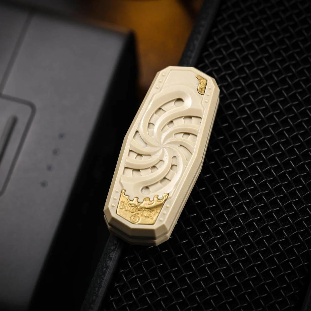 Magnetic Fidget Slider for Adults – Dual-Track PEEK EDC Toy – Natural PEEK / Single Chirp variant