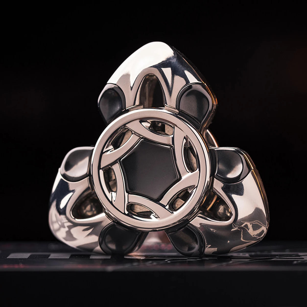 Five-Piece Snake Series Metal Fidget Spinner Collection – main product image 3