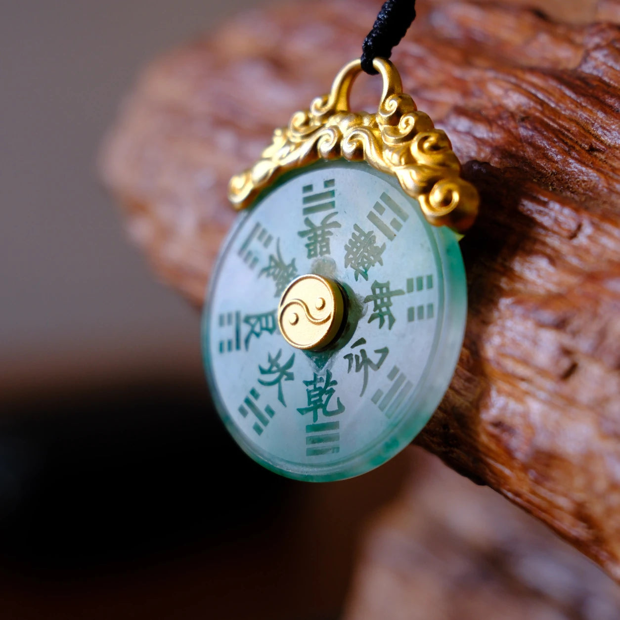 Green Quartzite Jade Pendant – Rotating Guardian Coin Necklace – main product image 3