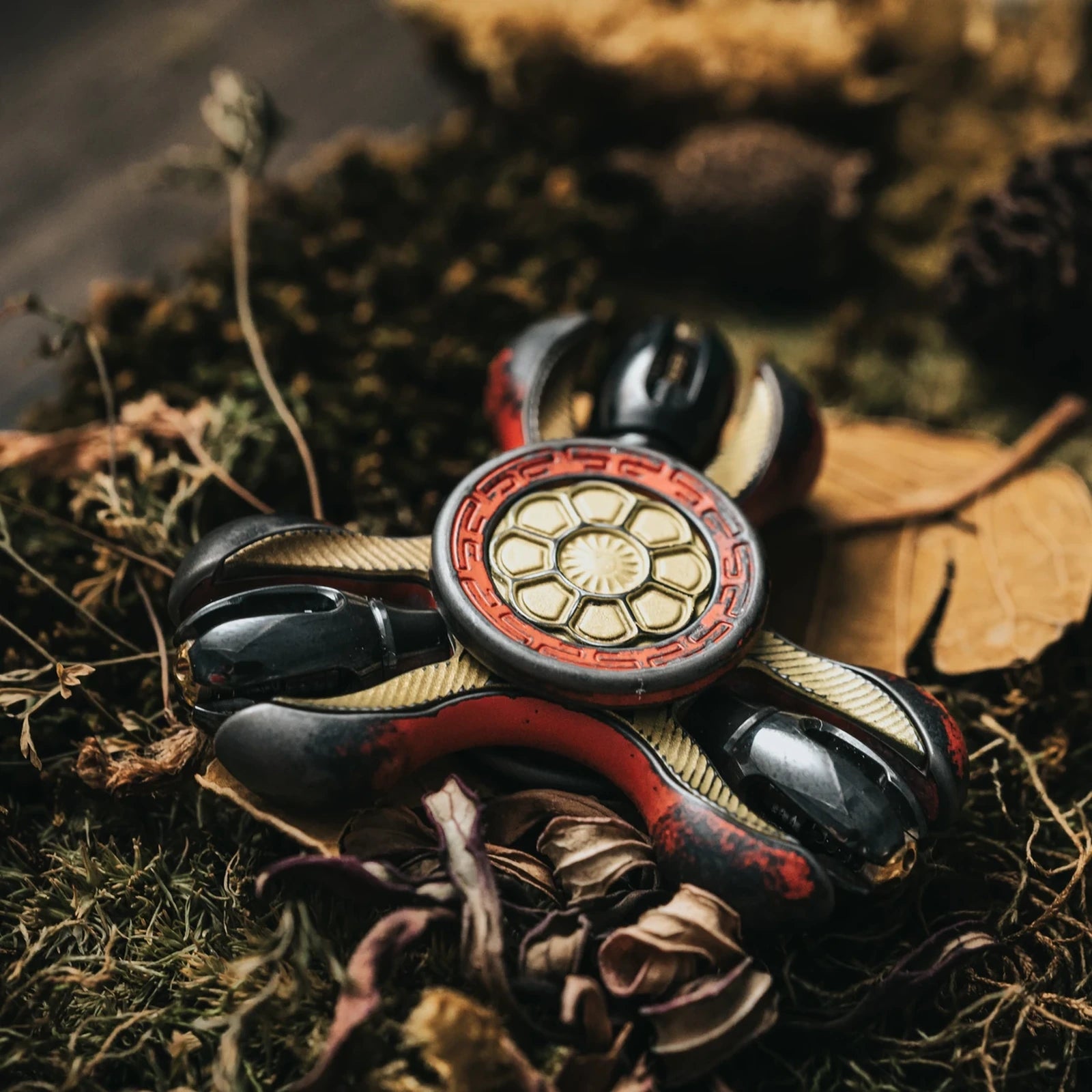 Atom Heat-Colored Prayer Wheel three-lobe fidget spinner variant
