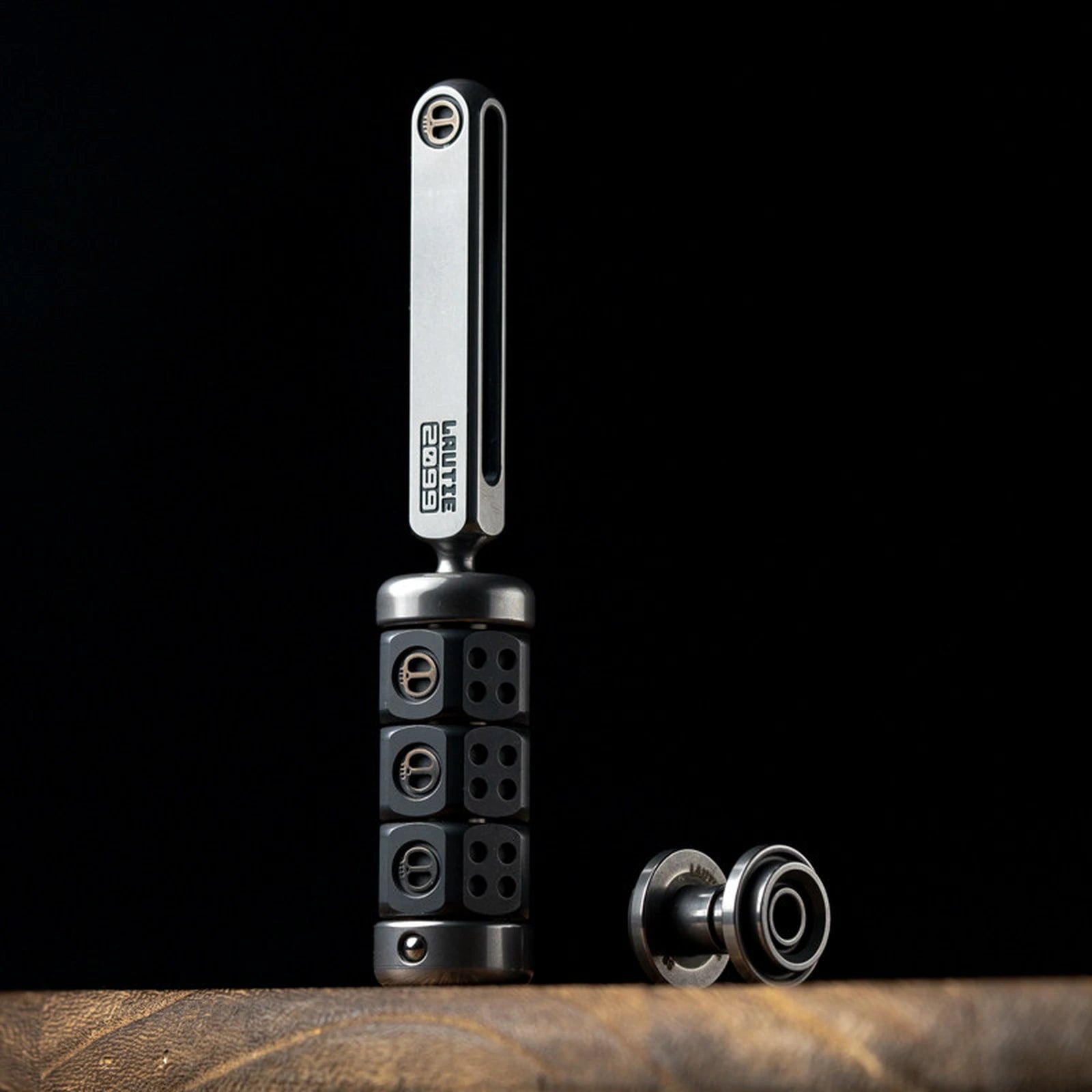 Magnetic ratchet fidget toy in handle set / steel + zirconium / stainless button configuration