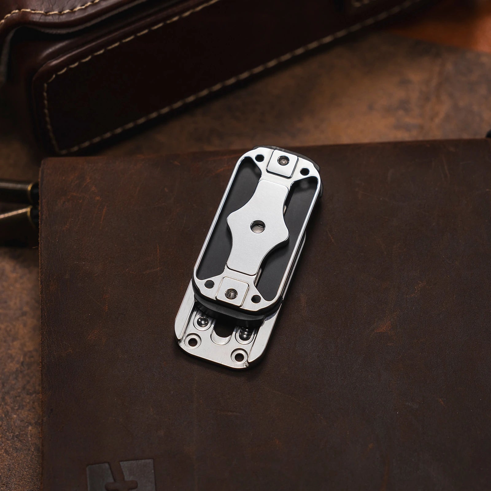 Modular fidget slider option: Ultra-Thin Ejection 2.0 Stainless Steel Insert