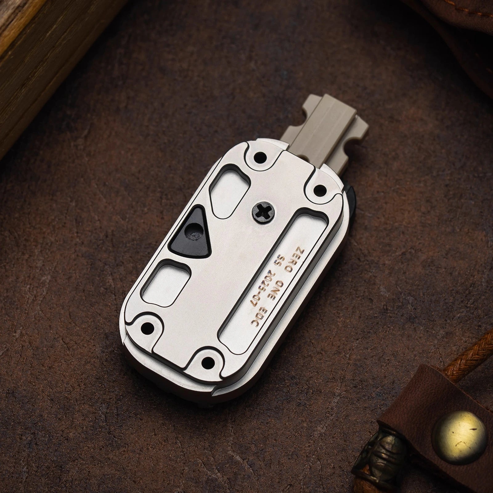 Modular fidget slider option: Ejection Stainless Steel and PEEK Insert