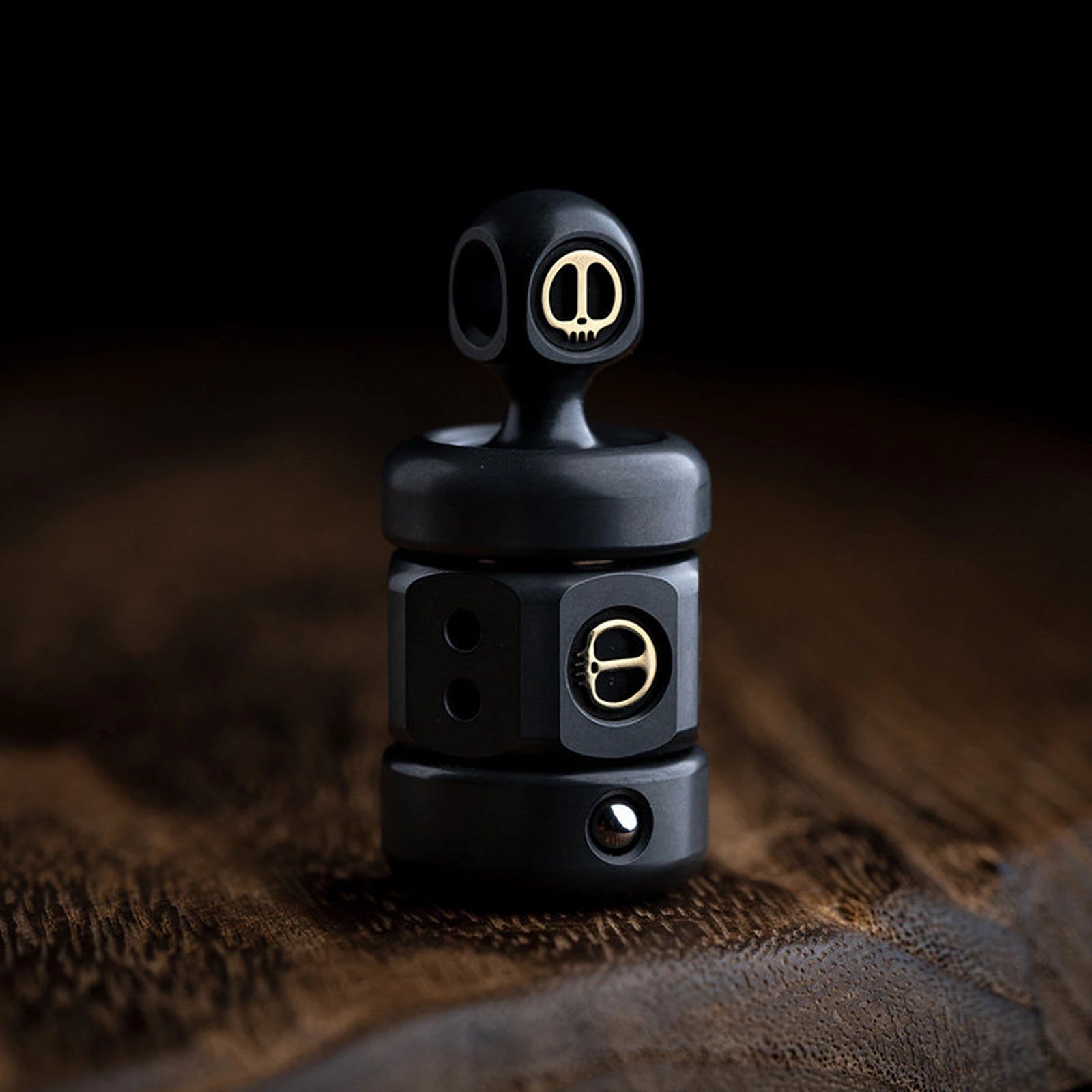 Magnetic ratchet fidget toy in pendant / zirconium alloy configuration