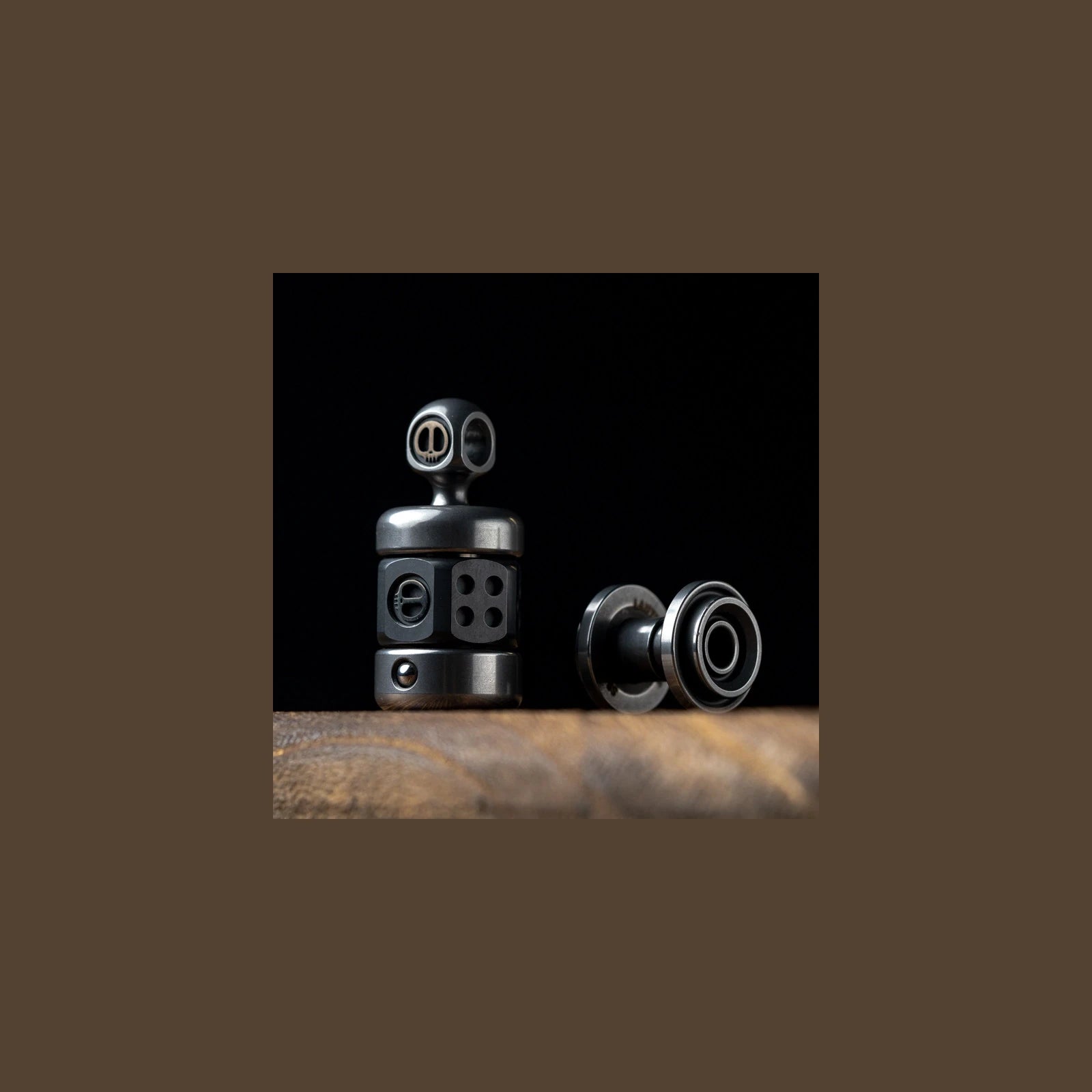 Desktop Mechanical Ratchet Toy variant image